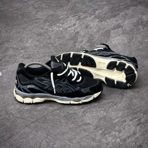 Tênis Asics Gel NYC Preto Bege - comprar online