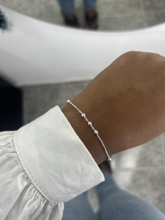 Pulseira três bolinhas - comprar online