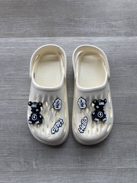 Sandália chinelo babuche Hello off white