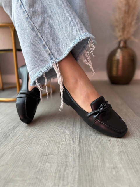 Mocassim feminino Flora preto