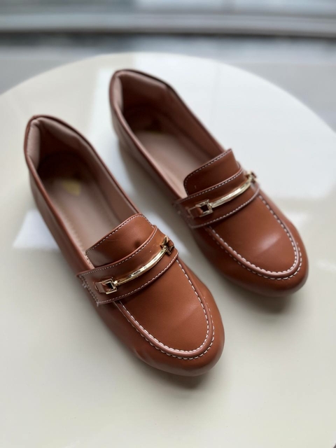 Sapatilha mocassim Stela caramelo