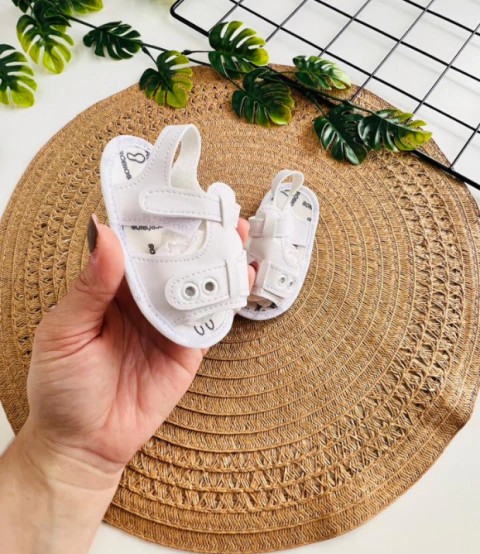 SANDÁLIA MENINO BEBÊ 153 - comprar online