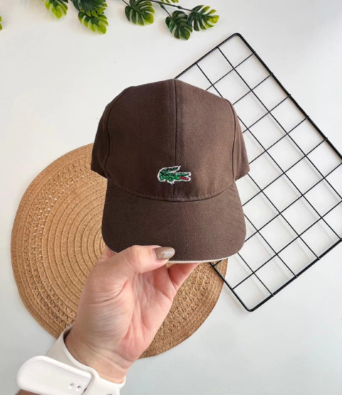BONÉ MARQUINHAS LACOSTE 2 AO 8 174 - Blog Baby Imports