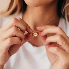 Colar Inicial + Coração - comprar online