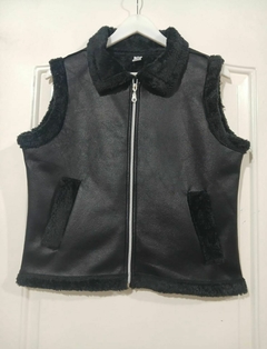 CHALECO GAMULÁN CON PIEL + 2 REMERAS TÉRMICAS DE REGALO - aerostoreargentina