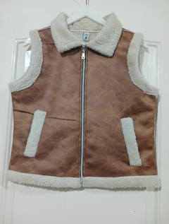 CHALECO GAMULÁN CON PIEL + 2 REMERAS TÉRMICAS DE REGALO - comprar online