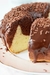 Bolo Mármore com Cobertura Cremosa de Chocolate: Uma Verdadeira Obra de Arte Culinária!