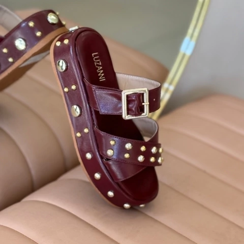 Flat Giovanna Com Tachas Madrid Marsala