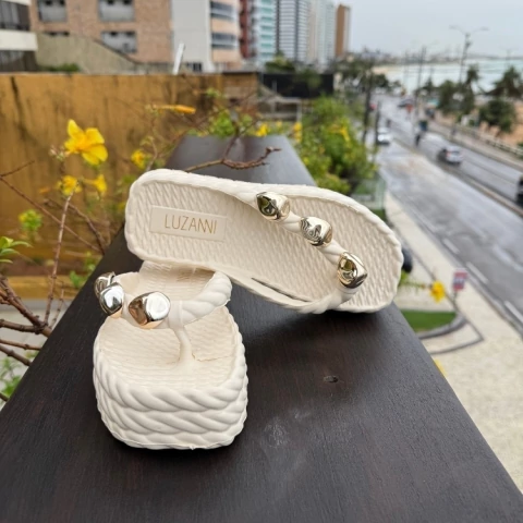 Flat Nuvem Atenas Quadrada 3 Abs Off White