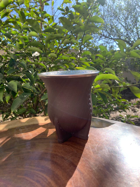 Cuia de Chimarrão Porongo Torpedo Bocal Inox Colorida + Tapa Erva - comprar online