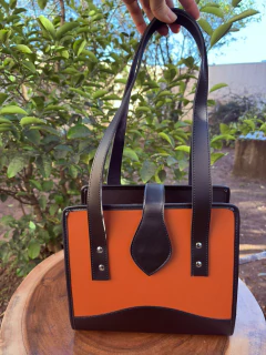 Mateira Safira em Material Sintético - comprar online