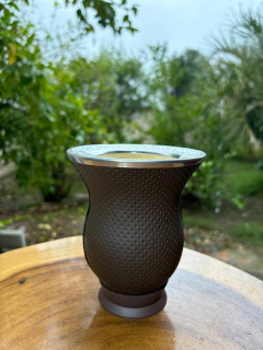 Imagem do Cuia Colorida de Porongo Revestida em Material Sintético