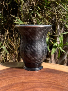 Cuia Colorida de Porongo Revestida em Material Sintético TRANÇADA - InemoChimas