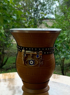 Kit chimarrão: Cuia de Porongo Revestida em Sintético Crocô + Pulseira Premium - comprar online