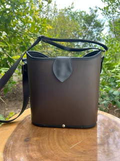 Imagem do Mateira Ágata em Material Sintético