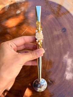 Bomba Inox Chimarrão Decorada Flor Pérola Diversas Cores na internet