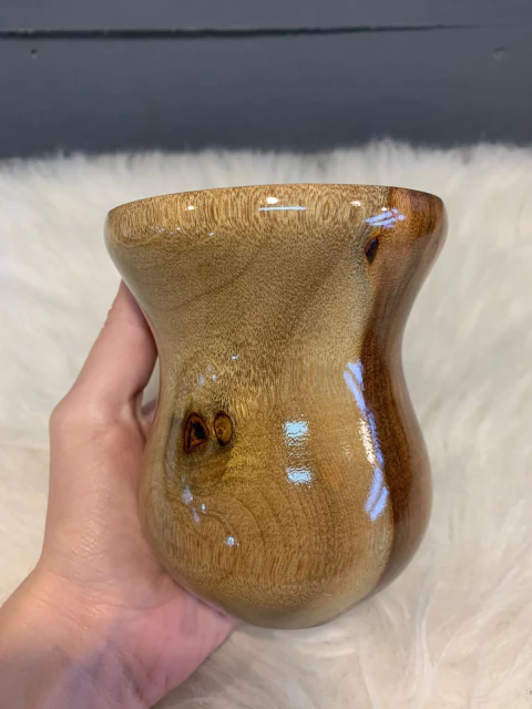 Cuia Para Chimarrão De Madeira Envernizada - comprar online