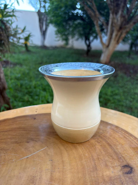 Cuia de Chimarrão Porongo Bicolor Bocal Inox Colorida - comprar online