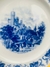 Prato de sobremesa de porcelana alemã da manufatura Arzberg em cobalto e branco - comprar online