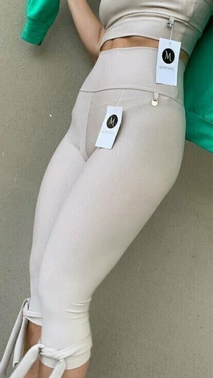 CALZA CAPRI CON TIRA - comprar online