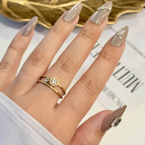 Anel Inspiração Bvlgari Dourado