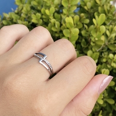 Anel Z Cravejado - comprar online