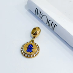 Berloque Menina Cravejada Dourado - comprar online