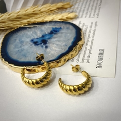 Brinco Argola Croissant Dourado