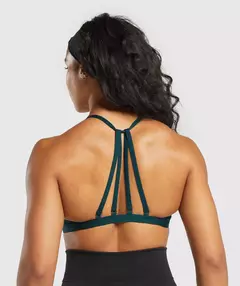 Minimal Sports Bra en internet