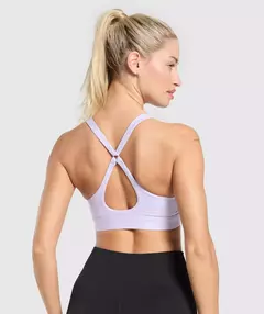Peek A Boo Sports Bra en internet