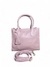 Bolsa feminina tiracolo média na cor rosa claro, com alças curtas e alça longa destacável.