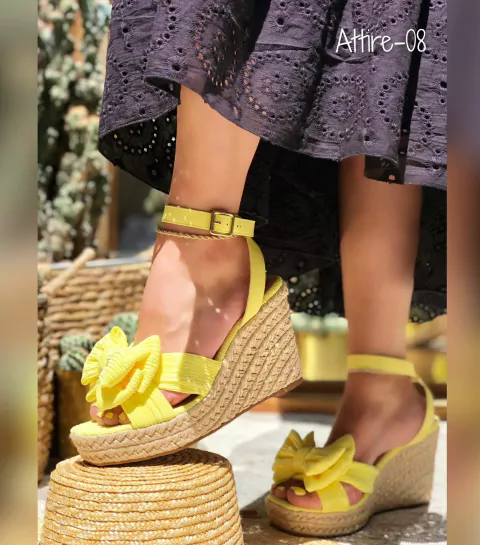 ATTIRE-08 MANTEQUILLA