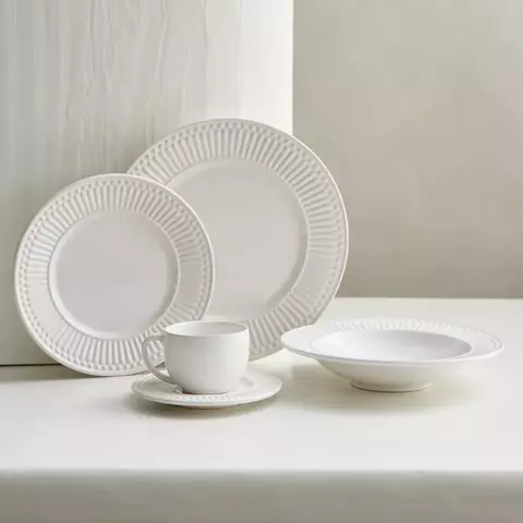 Set Petra de 30 piezas para 6 comensales de vajilla de cerámica.