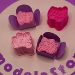 Ejetor para Brigadeiros e Docinhos - Boy Girl Chá Revelação - By Modela Store