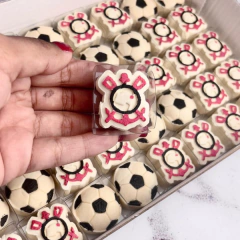 Ejetor e Modelador para Brigadeiros e Docinhos - Times de Futebol na internet
