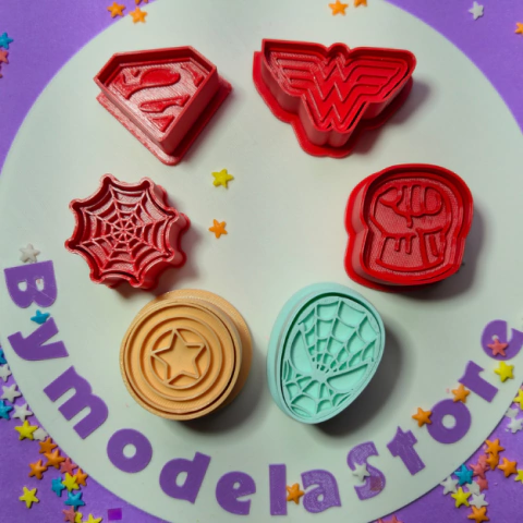 Carimbo e Ejetor para Brigadeiros e Docinhos - Super Heróis - comprar online