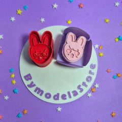 Imagem do Carimbo e Ejetor para Brigadeiros e Docinhos - Kpop Skzoo Mascotes Stray Kids