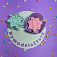 Carimbo e Ejetor para Brigadeiros e Docinhos - Rapunzel Enrolados na internet