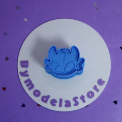 Ejetor e Modelador Para Brigadeiro e Docinhos - Como Treinar Seu Dragão - Banguela - comprar online