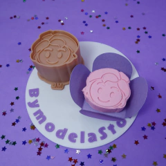 Ejetor e Modelador para Brigadeiros e Docinhos - Aladdin Macaco na internet