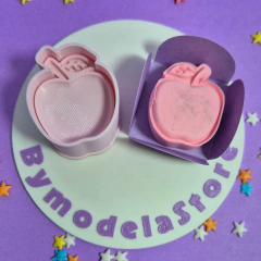 Carimbo e Ejetor para Brigadeiros e Docinhos - Branca de Neve na internet