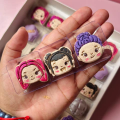 Carimbo Ejetor para Brigadeiros e Docinhos - Mira Guerreiras do K-Pop - comprar online