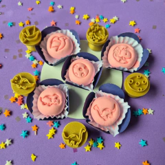 Carimbo para Brigadeiro e Docinhos - Kit temático Dinossauros na internet
