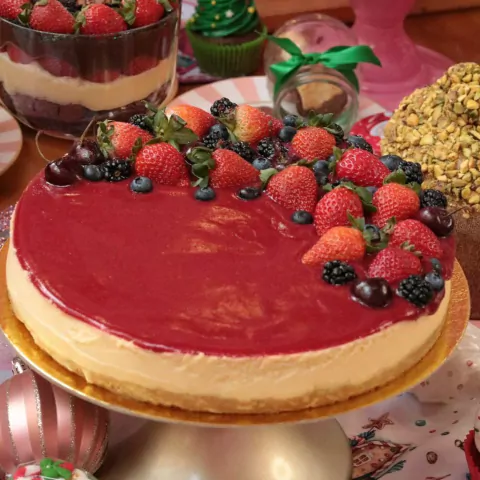 CHEESECAKE GELEIA DE MORANGO