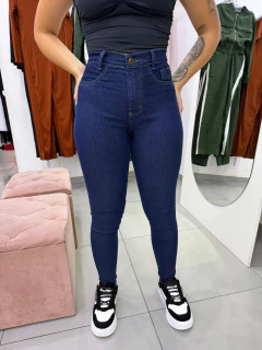 Calça Jeans Skinny Básica Lavagem Escura SKU 249