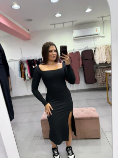 Vestido Canelado Térmico Midi Com Manga Longa E Fenda Lateral Preto SKU 265 - comprar online