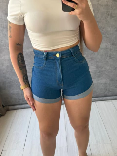 Short sal e pimenta lavagem tradicional botão dourado e escrita dourada SKU 6105 - comprar online