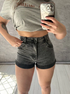 Short Sal e Pimenta Com Bolso Detalhe Coração Com Escrita SKU 5945 - comprar online