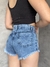 Short Jeans Com Botão Forrado - comprar online