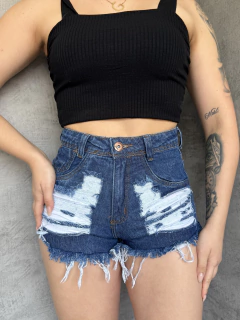 Short Escuro Desfiado